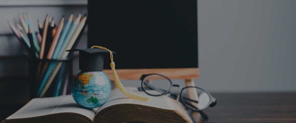 understanding-global-education-systems-while-studying-abroad